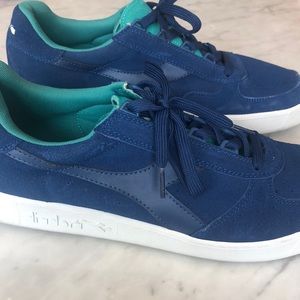DIADORA Blue and Green